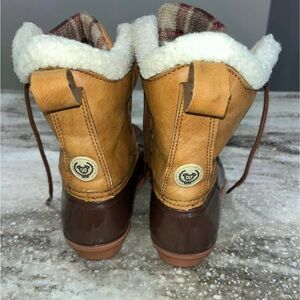 Adrienne Vittadini Tan and Brown Winter Boots